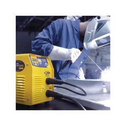 Poste à Souder Et Découpeur Plasma GYS Poste à Souder MMA Inverter GYSMI E200FV Avec Valise - 031210 5 Poste à Souder Et Découpeur Plasma GYS Poste à Souder MMA Inverter GYSMI E200FV Avec Valise - 031210 -Atelier Chantier Soldes gys poste a souder mma inverter gysmi e200fv avec valise 031210 2