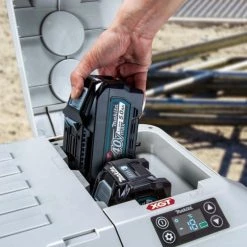 Atelier Chantier Soldes -Atelier Chantier Soldes makita glaciere rechaud a compresseur 40 v max solo cw001gz 1